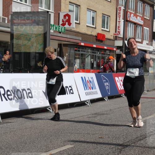 15.09.2024 - PSD Bank Halbmarathon Michael Strokosch http://msf.ph/oto/7056381 15.09.2024 12:47:39 Ziel 3331, 3395, 3459, 3460, 3461 meine-sportfotos.de