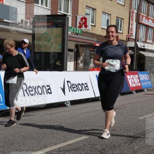 15.09.2024 - PSD Bank Halbmarathon Michael Strokosch http://msf.ph/oto/7056391 15.09.2024 12:47:40 Ziel 3331, 3395, 3459, 3460, 3461 meine-sportfotos.de
