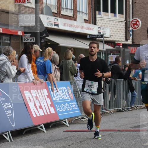 15.09.2024 - PSD Bank Halbmarathon Michael Strokosch http://msf.ph/oto/7056418 15.09.2024 11:34:47 Ziel 696, 907, 1204, 1228, 1251, 1370, 1387, 1393, 1426, 1768 meine-sportfotos.de