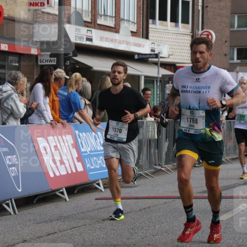 15.09.2024 - PSD Bank Halbmarathon Michael Strokosch http://msf.ph/oto/7056420 15.09.2024 11:34:47 Ziel 696, 907, 1204, 1228, 1251, 1370, 1387, 1393, 1426, 1768 meine-sportfotos.de