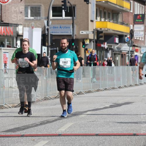 15.09.2024 - PSD Bank Halbmarathon Michael Strokosch http://msf.ph/oto/7056431 15.09.2024 12:49:30 Ziel 1962, 2235, 2529, 3113 meine-sportfotos.de
