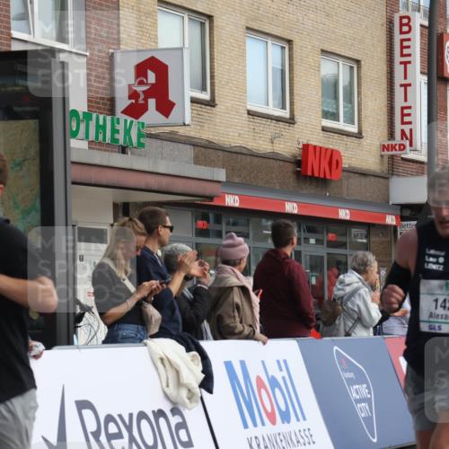 15.09.2024 - PSD Bank Halbmarathon Michael Strokosch http://msf.ph/oto/7056438 15.09.2024 11:34:49 Ziel 652, 696, 907, 1228, 1233, 1370, 1387, 1393, 1405, 1426, 1768 meine-sportfotos.de