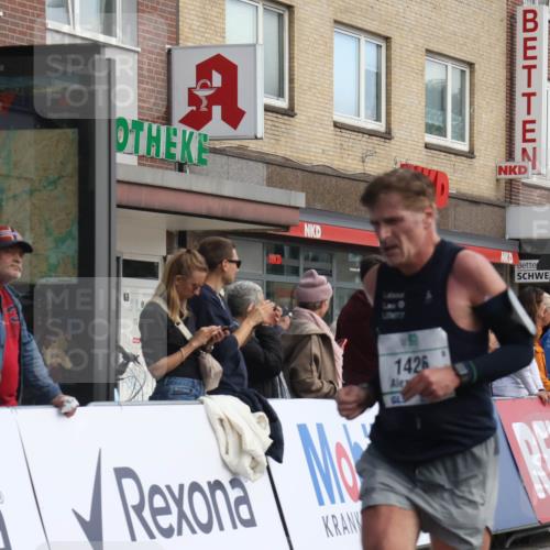 15.09.2024 - PSD Bank Halbmarathon Michael Strokosch http://msf.ph/oto/7056442 15.09.2024 11:34:49 Ziel 652, 696, 907, 1228, 1233, 1370, 1387, 1393, 1405, 1426, 1768 meine-sportfotos.de