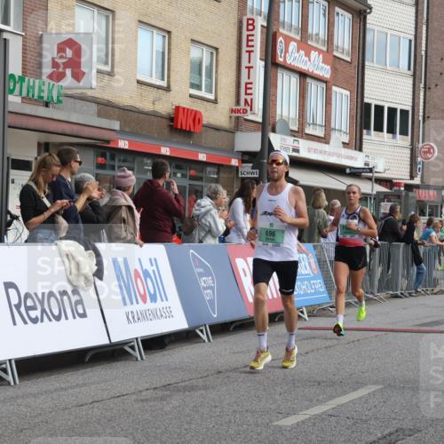 15.09.2024 - PSD Bank Halbmarathon Michael Strokosch http://msf.ph/oto/7056446 15.09.2024 11:34:50 Ziel 652, 696, 907, 1178, 1228, 1233, 1370, 1387, 1393, 1405, 1426, 1768, 3511 meine-sportfotos.de