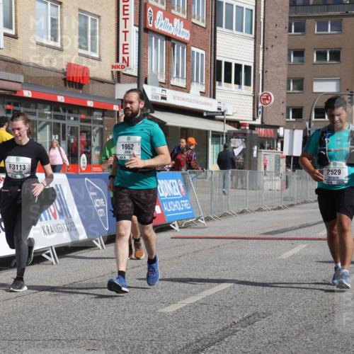 15.09.2024 - PSD Bank Halbmarathon Michael Strokosch http://msf.ph/oto/7056469 15.09.2024 12:49:35 Ziel 1962, 2235, 2529, 3113 meine-sportfotos.de