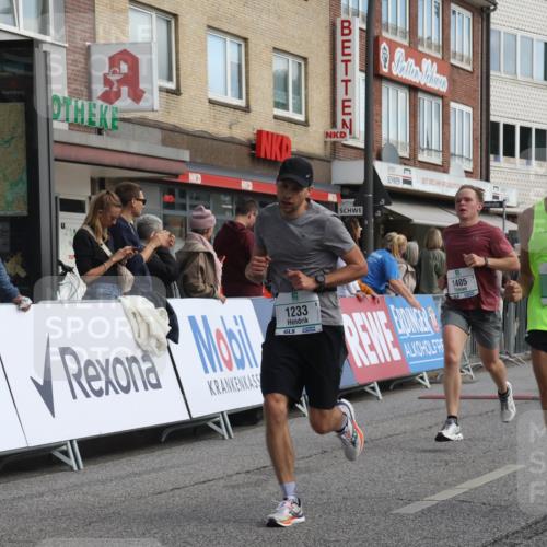 15.09.2024 - PSD Bank Halbmarathon Michael Strokosch http://msf.ph/oto/7056485 15.09.2024 11:34:56 Ziel 652, 696, 907, 919, 1052, 1178, 1228, 1233, 1370, 1387, 1405, 1426, 1768, 3511 meine-sportfotos.de