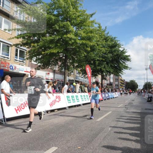 15.09.2024 - PSD Bank Halbmarathon Miley Keyser http://msf.ph/oto/7056499 15.09.2024 12:03:31 Ziel 1944, 2062, 2520, 2548, 2730, 2746, 2759, 3007, 3056 meine-sportfotos.de