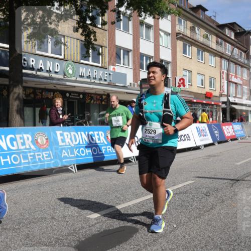 15.09.2024 - PSD Bank Halbmarathon Michael Strokosch http://msf.ph/oto/7056509 15.09.2024 12:49:38 Ziel 1962, 2235, 2529, 3113 meine-sportfotos.de