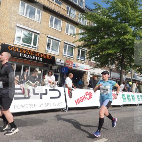 15.09.2024 - PSD Bank Halbmarathon Miley Keyser http://msf.ph/oto/7056527 15.09.2024 12:03:32 Ziel 1476, 1944, 2062, 2520, 2548, 2730, 2746, 2759, 3007, 3056 meine-sportfotos.de