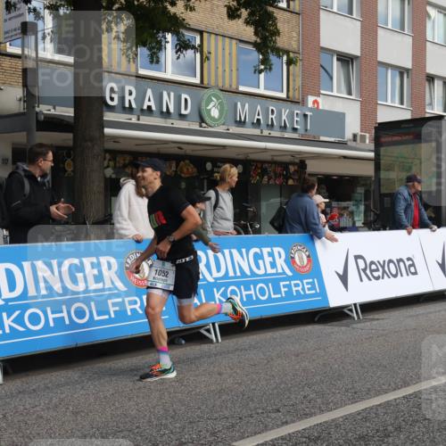 15.09.2024 - PSD Bank Halbmarathon Michael Strokosch http://msf.ph/oto/7056564 15.09.2024 11:35:03 Ziel 652, 696, 740, 907, 919, 1052, 1178, 1221, 1228, 1233, 1387, 1405, 1448, 2479, 3511 meine-sportfotos.de