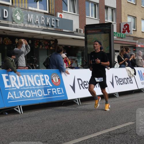15.09.2024 - PSD Bank Halbmarathon Michael Strokosch http://msf.ph/oto/7056605 15.09.2024 11:35:06 Ziel 652, 740, 919, 1052, 1178, 1207, 1221, 1228, 1233, 1405, 1418, 1448, 2479, 2619, 3511 meine-sportfotos.de