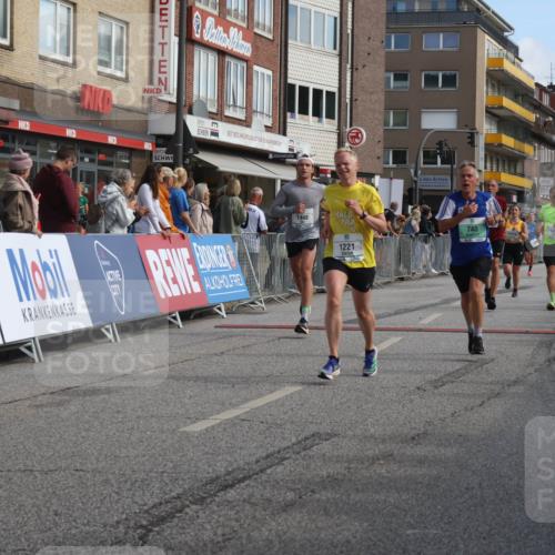 15.09.2024 - PSD Bank Halbmarathon Michael Strokosch http://msf.ph/oto/7056624 15.09.2024 11:35:08 Ziel 652, 740, 919, 1052, 1178, 1207, 1221, 1233, 1405, 1418, 1448, 2479, 2619, 3511 meine-sportfotos.de