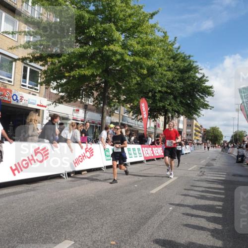15.09.2024 - PSD Bank Halbmarathon Miley Keyser http://msf.ph/oto/7056628 15.09.2024 12:03:43 Ziel 1476, 2520, 2730, 2746, 3007, 3271 meine-sportfotos.de