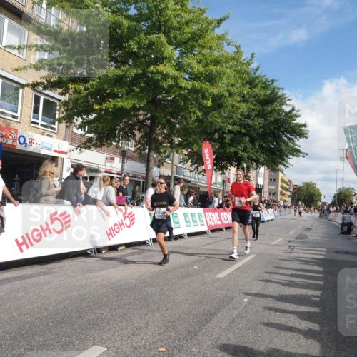 15.09.2024 - PSD Bank Halbmarathon Miley Keyser http://msf.ph/oto/7056632 15.09.2024 12:03:43 Ziel 1476, 2520, 2730, 2746, 3007, 3271 meine-sportfotos.de
