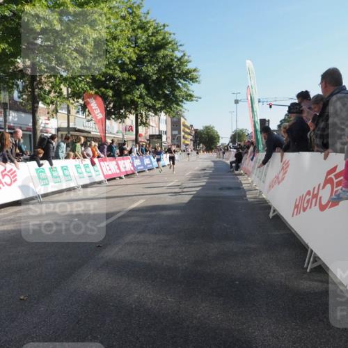 15.09.2024 - PSD Bank Halbmarathon Miley Keyser http://msf.ph/oto/7056638 15.09.2024 10:24:54 Ziel 61, 119, 131, 211 meine-sportfotos.de
