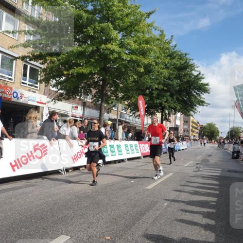 15.09.2024 - PSD Bank Halbmarathon Miley Keyser http://msf.ph/oto/7056640 15.09.2024 12:03:43 Ziel 1476, 2520, 2730, 2746, 3007, 3271 meine-sportfotos.de