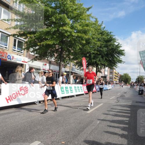15.09.2024 - PSD Bank Halbmarathon Miley Keyser http://msf.ph/oto/7056644 15.09.2024 12:03:43 Ziel 1476, 2520, 2730, 2746, 3007, 3271 meine-sportfotos.de