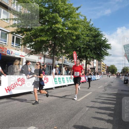 15.09.2024 - PSD Bank Halbmarathon Miley Keyser http://msf.ph/oto/7056648 15.09.2024 12:03:43 Ziel 1476, 2520, 2730, 2746, 3007, 3271 meine-sportfotos.de