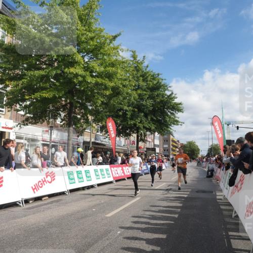 15.09.2024 - PSD Bank Halbmarathon Miley Keyser http://msf.ph/oto/7056742 15.09.2024 12:03:58 Ziel 1674, 1741, 2136, 2363, 2372, 2880, 2943, 2945 meine-sportfotos.de