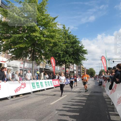 15.09.2024 - PSD Bank Halbmarathon Miley Keyser http://msf.ph/oto/7056746 15.09.2024 12:03:58 Ziel 1674, 1741, 2136, 2363, 2372, 2880, 2943, 2945 meine-sportfotos.de