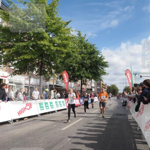 15.09.2024 - PSD Bank Halbmarathon Miley Keyser http://msf.ph/oto/7056754 15.09.2024 12:03:58 Ziel 1674, 1741, 2136, 2363, 2372, 2880, 2943, 2945 meine-sportfotos.de