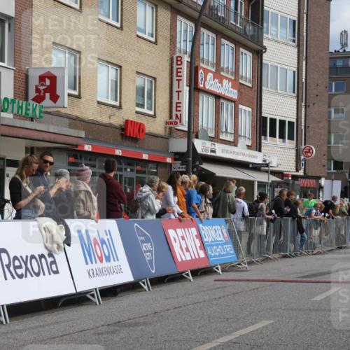 15.09.2024 - PSD Bank Halbmarathon Michael Strokosch http://msf.ph/oto/7056760 15.09.2024 11:35:18 Ziel 740, 766, 771, 1044, 1207, 1221, 1418, 1448, 2619, 2656 meine-sportfotos.de