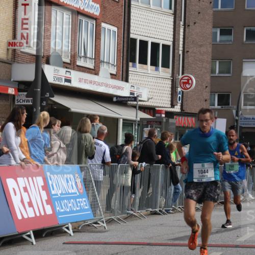 15.09.2024 - PSD Bank Halbmarathon Michael Strokosch http://msf.ph/oto/7056772 15.09.2024 11:35:20 Ziel 740, 766, 771, 1044, 1207, 1221, 1418, 1448, 2619, 2656 meine-sportfotos.de
