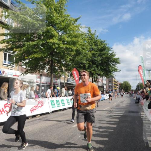 15.09.2024 - PSD Bank Halbmarathon Miley Keyser http://msf.ph/oto/7056788 15.09.2024 12:04:00 Ziel 1674, 1741, 2136, 2363, 2372, 2880, 2943, 2945 meine-sportfotos.de