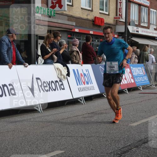 15.09.2024 - PSD Bank Halbmarathon Michael Strokosch http://msf.ph/oto/7056800 15.09.2024 11:35:21 Ziel 740, 766, 771, 1044, 1207, 1221, 1418, 1448, 2619, 2656 meine-sportfotos.de