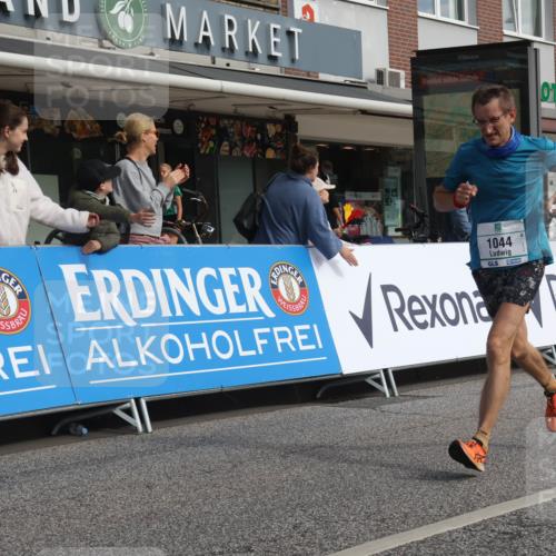 15.09.2024 - PSD Bank Halbmarathon Michael Strokosch http://msf.ph/oto/7056818 15.09.2024 11:35:22 Ziel 740, 766, 771, 1044, 1160, 1207, 1418, 1448, 2619, 2656 meine-sportfotos.de