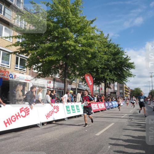 15.09.2024 - PSD Bank Halbmarathon Miley Keyser http://msf.ph/oto/7056819 15.09.2024 12:04:02 Ziel 1674, 1741, 2136, 2363, 2372, 2720, 2880, 2943, 2945 meine-sportfotos.de