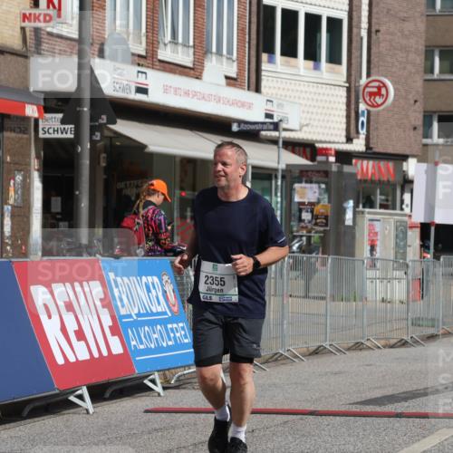 15.09.2024 - PSD Bank Halbmarathon Michael Strokosch http://msf.ph/oto/7056840 15.09.2024 12:50:54 Ziel 2355 meine-sportfotos.de