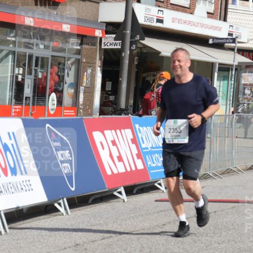 15.09.2024 - PSD Bank Halbmarathon Michael Strokosch http://msf.ph/oto/7056844 15.09.2024 12:50:54 Ziel 2355 meine-sportfotos.de