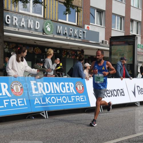 15.09.2024 - PSD Bank Halbmarathon Michael Strokosch http://msf.ph/oto/7056854 15.09.2024 11:35:24 Ziel 766, 771, 1039, 1044, 1143, 1160, 1207, 1418, 2619, 2656 meine-sportfotos.de