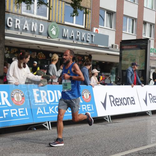 15.09.2024 - PSD Bank Halbmarathon Michael Strokosch http://msf.ph/oto/7056858 15.09.2024 11:35:25 Ziel 766, 771, 1039, 1044, 1143, 1160, 2619, 2656 meine-sportfotos.de