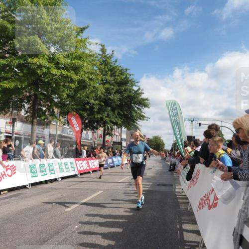 15.09.2024 - PSD Bank Halbmarathon Miley Keyser http://msf.ph/oto/7056863 15.09.2024 12:04:04 Ziel 1674, 1741, 1756, 2136, 2363, 2372, 2720, 2880, 2943, 2945 meine-sportfotos.de