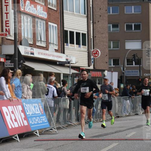 15.09.2024 - PSD Bank Halbmarathon Michael Strokosch http://msf.ph/oto/7056873 15.09.2024 11:35:27 Ziel 766, 771, 1039, 1044, 1058, 1143, 1160, 2656 meine-sportfotos.de