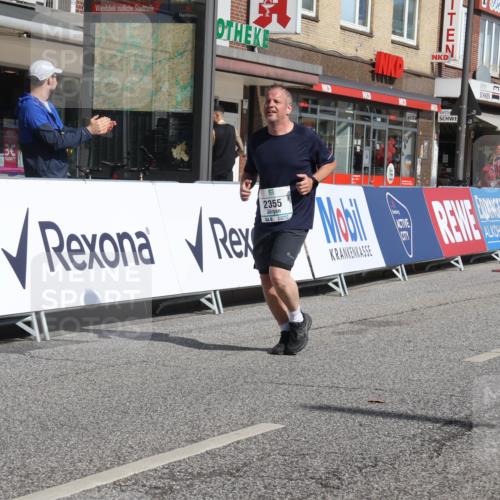 15.09.2024 - PSD Bank Halbmarathon Michael Strokosch http://msf.ph/oto/7056883 15.09.2024 12:50:56 Ziel 2355 meine-sportfotos.de