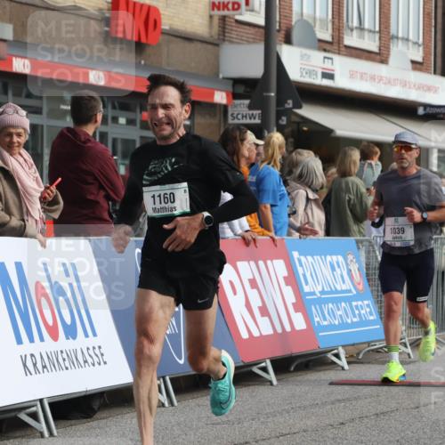 15.09.2024 - PSD Bank Halbmarathon Michael Strokosch http://msf.ph/oto/7056896 15.09.2024 11:35:29 Ziel 766, 771, 1039, 1044, 1058, 1143, 1160, 2656 meine-sportfotos.de