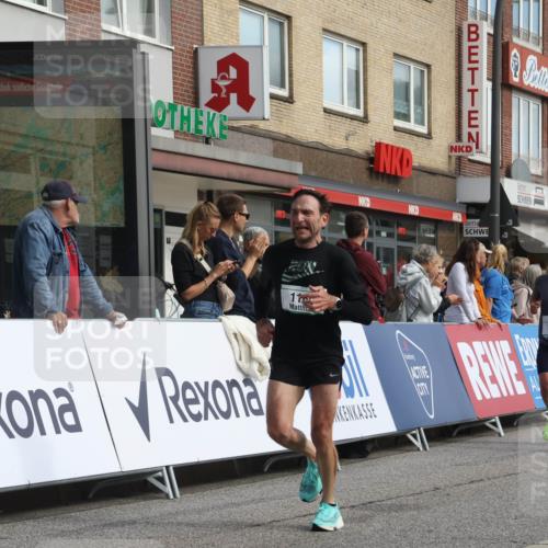 15.09.2024 - PSD Bank Halbmarathon Michael Strokosch http://msf.ph/oto/7056901 15.09.2024 11:35:30 Ziel 766, 1039, 1044, 1058, 1143, 1160 meine-sportfotos.de