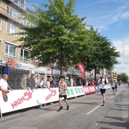 15.09.2024 - PSD Bank Halbmarathon Miley Keyser http://msf.ph/oto/7056915 15.09.2024 12:04:06 Ziel 1674, 1741, 1756, 2136, 2363, 2372, 2720, 2880, 2943, 2945 meine-sportfotos.de