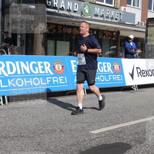 15.09.2024 - PSD Bank Halbmarathon Michael Strokosch http://msf.ph/oto/7056924 15.09.2024 12:50:58 Ziel 2355 meine-sportfotos.de