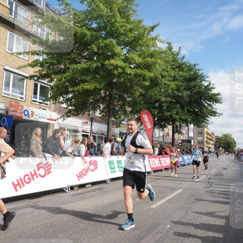15.09.2024 - PSD Bank Halbmarathon Miley Keyser http://msf.ph/oto/7056939 15.09.2024 12:04:07 Ziel 1674, 1756, 2136, 2363, 2372, 2720, 2880, 2943, 2945 meine-sportfotos.de