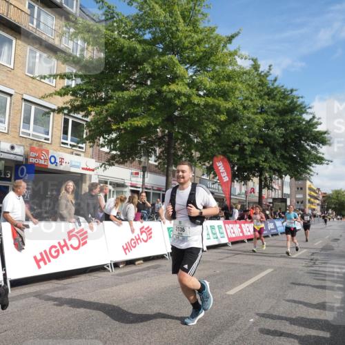 15.09.2024 - PSD Bank Halbmarathon Miley Keyser http://msf.ph/oto/7056943 15.09.2024 12:04:07 Ziel 1674, 1756, 2136, 2363, 2372, 2720, 2880, 2943, 2945 meine-sportfotos.de