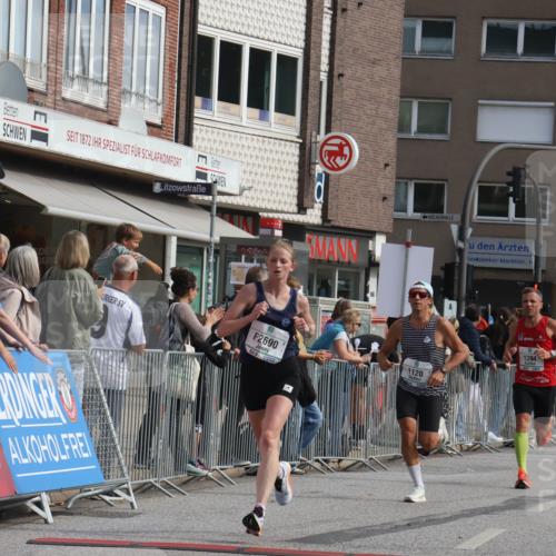 15.09.2024 - PSD Bank Halbmarathon Michael Strokosch http://msf.ph/oto/7056987 15.09.2024 11:35:48 Ziel 1120, 1194, 1394, 2690 meine-sportfotos.de