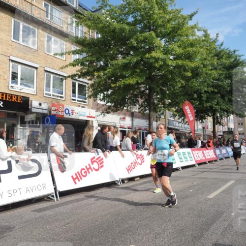 15.09.2024 - PSD Bank Halbmarathon Miley Keyser http://msf.ph/oto/7056997 15.09.2024 12:04:10 Ziel 1674, 1756, 2136, 2363, 2372, 2720, 2880, 3194 meine-sportfotos.de