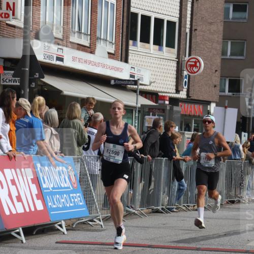 15.09.2024 - PSD Bank Halbmarathon Michael Strokosch http://msf.ph/oto/7057000 15.09.2024 11:35:48 Ziel 1120, 1194, 1394, 2690 meine-sportfotos.de