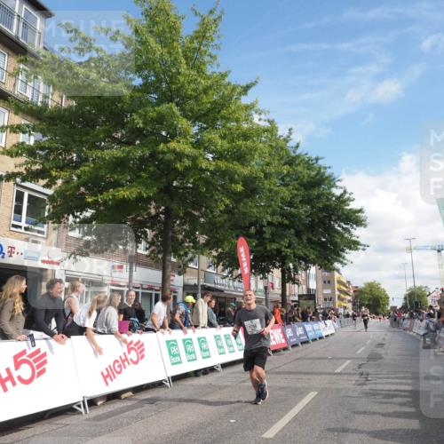 15.09.2024 - PSD Bank Halbmarathon Miley Keyser http://msf.ph/oto/7057009 15.09.2024 12:04:12 Ziel 1674, 1756, 2136, 2363, 2372, 2399, 2720, 2880, 3027, 3194 meine-sportfotos.de
