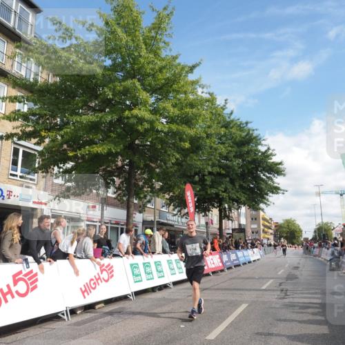 15.09.2024 - PSD Bank Halbmarathon Miley Keyser http://msf.ph/oto/7057012 15.09.2024 12:04:12 Ziel 1674, 1756, 2136, 2363, 2372, 2399, 2720, 2880, 3027, 3194 meine-sportfotos.de