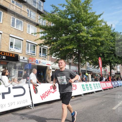 15.09.2024 - PSD Bank Halbmarathon Miley Keyser http://msf.ph/oto/7057051 15.09.2024 12:04:13 Ziel 1674, 1756, 2136, 2363, 2372, 2399, 2720, 2880, 3027, 3194 meine-sportfotos.de
